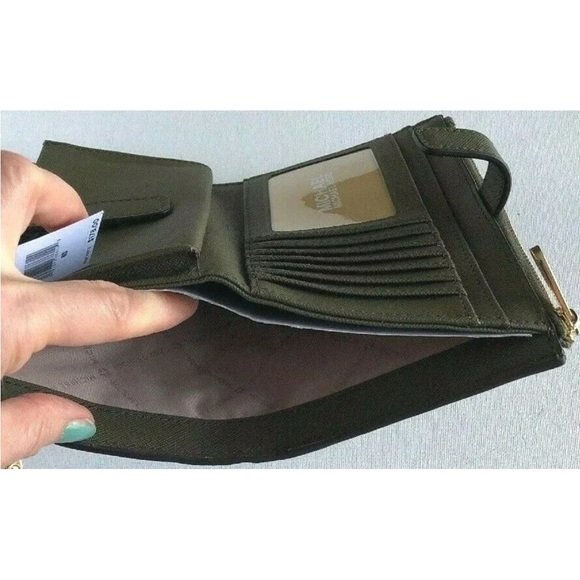 New Michael Kors Jet Set Travel Double zip wristlet wallet Leather Duffle - Picture 6 of 6